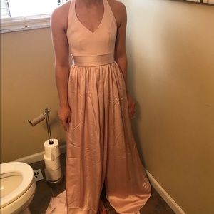 Selling a bridesmaids dress that I’m no longer in!